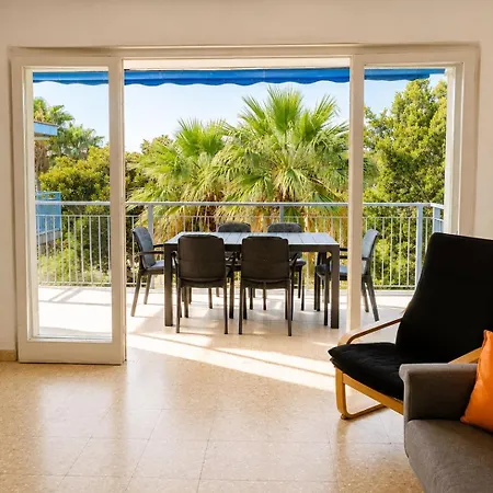 Apartmán Mediterranean Apartment! Piscina! *